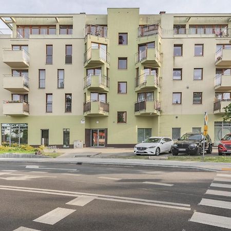 Riverside Apartment With Balcony By Noclegi Renters Świnoujście Exterior foto